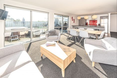 Photo of property in 55 Magnolia Crescent, Tawhero, Whanganui, 4501