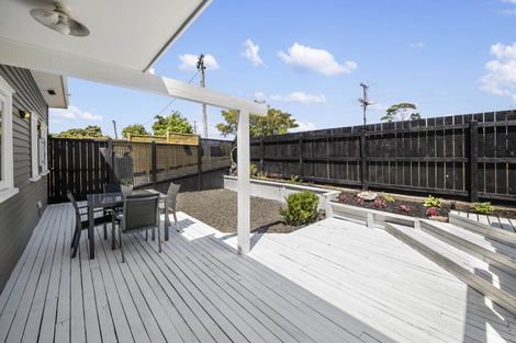 Photo of property in 80 Glendale Road, Glen Eden, Auckland, 0602