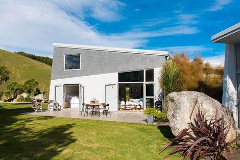 Photo of property in 370 Durham Drive, Havelock North, 4130