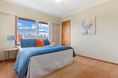 Photo of property in 17 Miles Avenue, Papatoetoe, Auckland, 2025