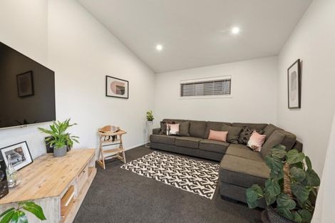 Photo of property in 20 Blackberry Way, Welcome Bay, Tauranga, 3175
