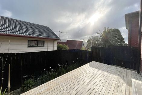 Photo of property in 12/15 Sunhill Road, Sunnyvale, Auckland, 0612