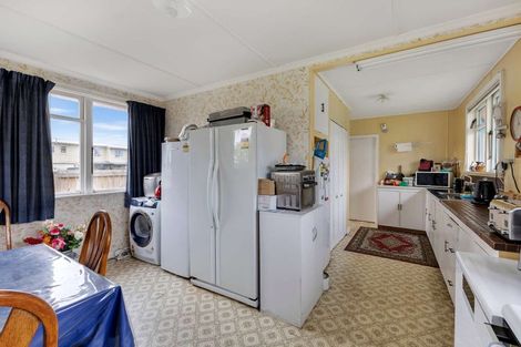 Photo of property in 15b Miro Street, Merrilands, New Plymouth, 4312