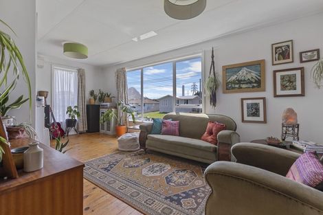 Photo of property in 21 Marama Crescent, Spotswood, New Plymouth, 4310