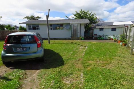 Photo of property in 99 Romilly Street, Westport, 7825