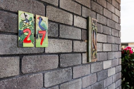 Photo of property in 27 Norfolk Crescent, Feilding, 4702