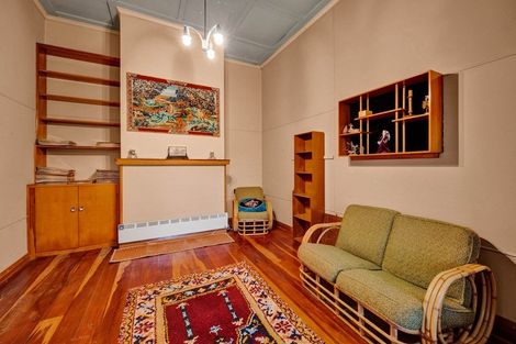 Photo of property in 58 Burns Street, Hawera, 4610