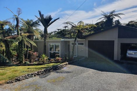 Photo of property in 7 Weenink Road, Karoro, Greymouth, 7805