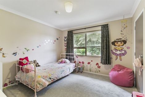 Photo of property in 6 Menear Lane, Hillcrest, Auckland, 0627