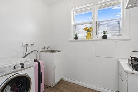 Photo of property in 10 Clement Grove, Taita, Lower Hutt, 5011