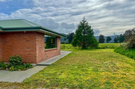 Photo of property in 224 Cook Flat Road, Fox Glacier, 7886