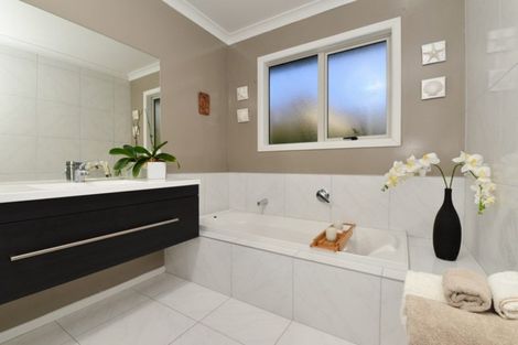 Photo of property in 5 The Rocks, Flagstaff, Hamilton, 3210