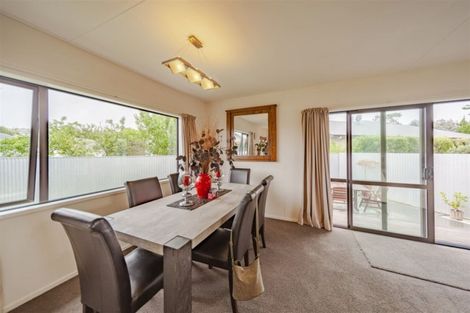 Photo of property in 142 Avondale Road, Greenmeadows, Napier, 4112
