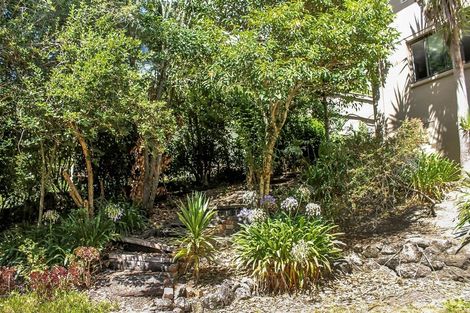 Photo of property in 17 Busby Hill, Havelock North, 4130