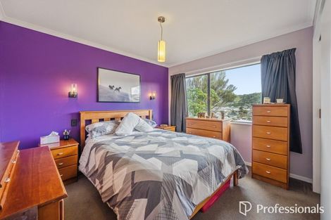 Photo of property in 15c Glen Road, Stokes Valley, Lower Hutt, 5019