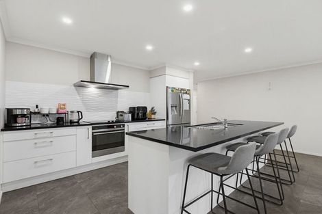 Photo of property in 14 Urumaraki Avenue, Helensville, 0800