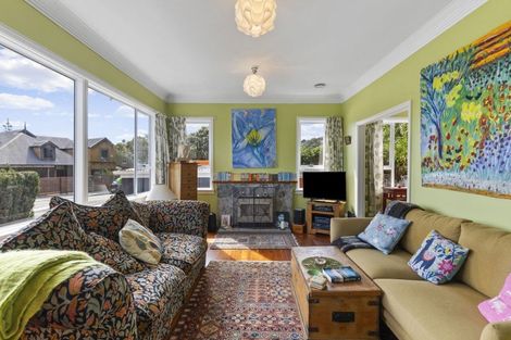 Photo of property in 137 Muritai Road, Eastbourne, Lower Hutt, 5013