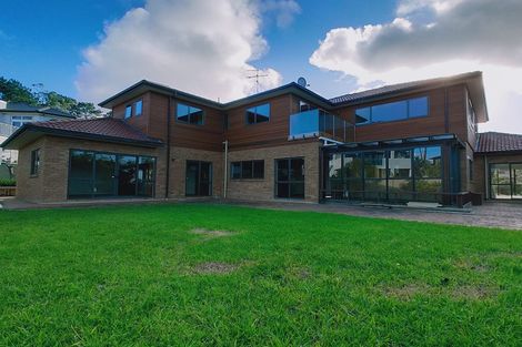 Photo of property in 27 Mansion Court, West Harbour, Auckland, 0618