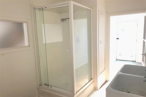 Photo of property in 5 Lloyd Avenue, Mount Albert, Auckland, 1025