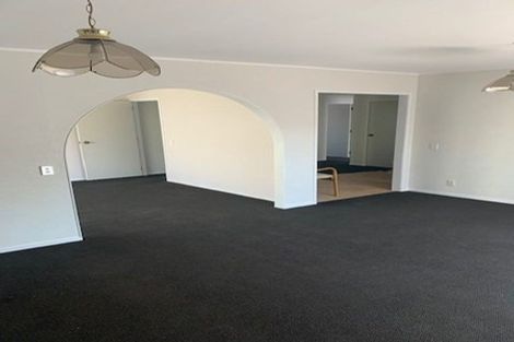 Photo of property in 209 Walter Strevens Drive, Conifer Grove, Takanini, 2112