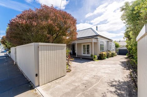 Photo of property in 211 Forbury Road, Saint Clair, Dunedin, 9012