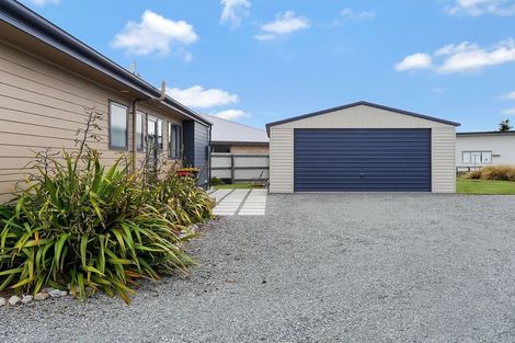 Photo of property in 68 Rhoboro Road, Twizel, 7901