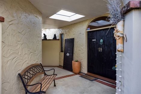 Photo of property in 15 Kowhai Street, Hawera, 4610