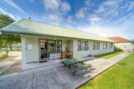 Photo of property in 44 South Street, West End, Palmerston North, 4410