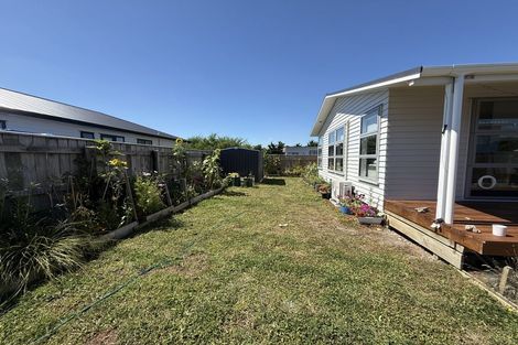 Photo of property in 1b Community Green, Featherston, 5710