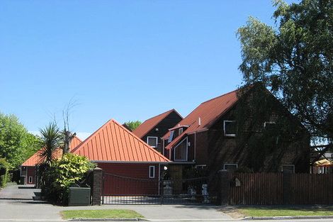 Photo of property in 1/143 Memorial Avenue, Burnside, Christchurch, 8053