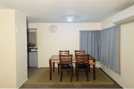 Photo of property in 2/9 George Street, Mangere East, Auckland, 2024