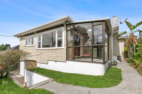 Photo of property in 8 Pembroke Street, Westown, New Plymouth, 4310