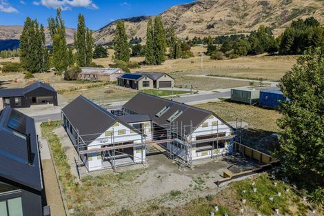 Photo of property in 4 Glenbrae Crescent, Wanaka, 9305