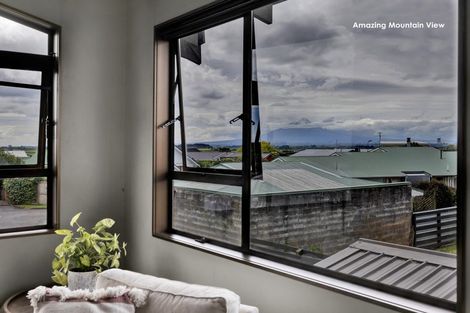 Photo of property in 7 Green Lane, Hawera, 4610