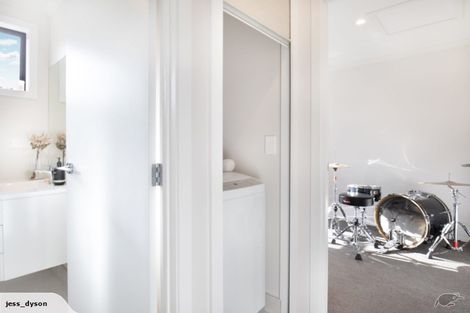 Photo of property in 14 Uku Lane, Hobsonville, Auckland, 0616