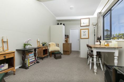 Photo of property in 512 Oaia Road, Muriwai, 0881