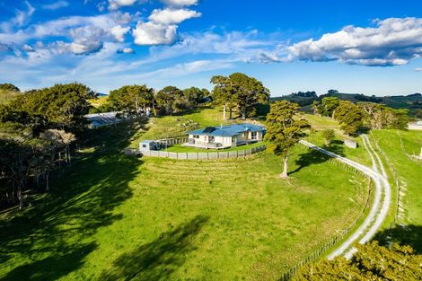 Photo of property in 251 Griffin Road, Maungaturoto, 0583