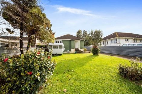 Photo of property in 170 South Road, Hawera, 4610