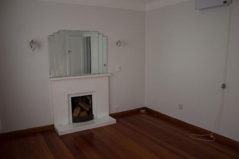 Photo of property in 23 Glamis Avenue, Strathmore Park, Wellington, 6022