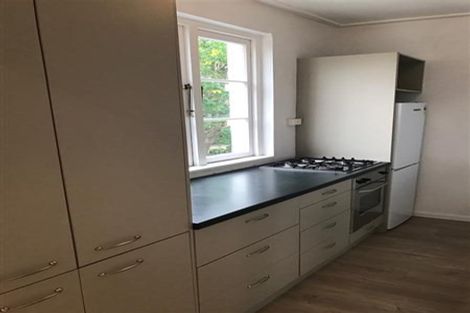 Photo of property in 5/2 Herne Bay Road, Herne Bay, Auckland, 1011