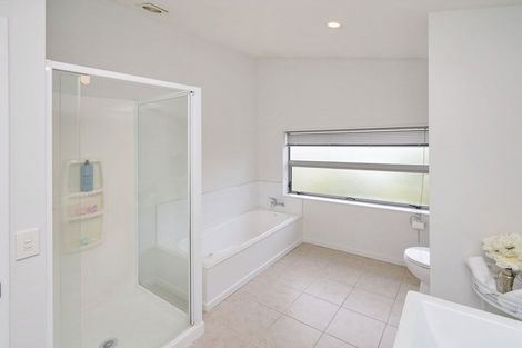 Photo of property in 30f Lyndon Street, Riccarton, Christchurch, 8041