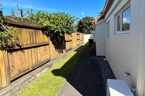 Photo of property in 51 Gravatt Road, Papamoa Beach, Papamoa, 3118