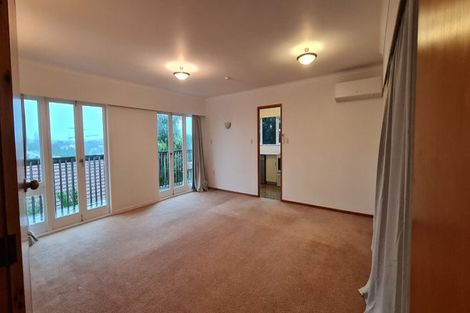 Photo of property in 46 Exmouth Road, Northcote, Auckland, 0627