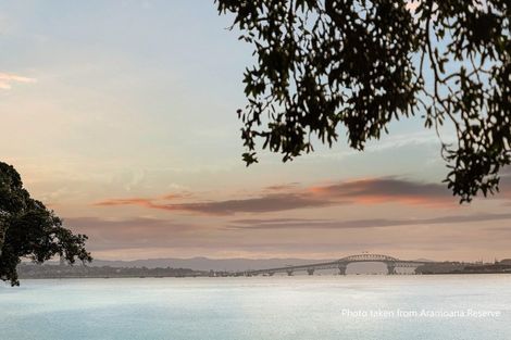 Photo of property in 43 Aramoana Avenue, Devonport, Auckland, 0624