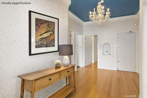 Photo of property in Anscombe Apartments, 212 Oriental Parade, Oriental Bay, Wellington, 6011