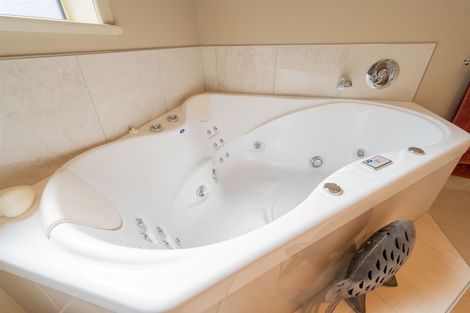 Photo of property in 20 Lawson Burrows Crescent, Te Anau, 9600