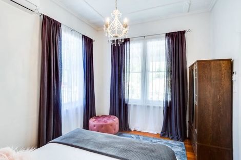 Photo of property in 107 Shakespeare Road, Bluff Hill, Napier, 4110