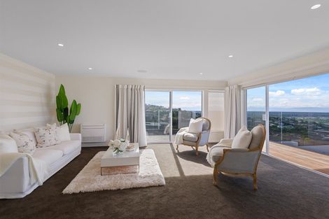 Photo of property in 27 Assisi Street, Mount Pleasant, Christchurch, 8081