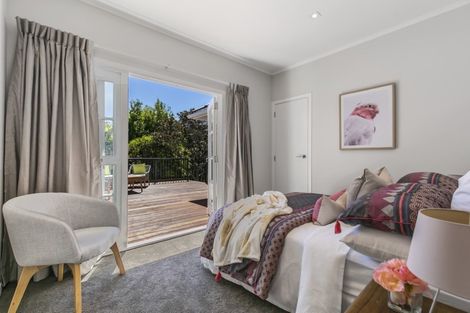 Photo of property in 1/13 Eversleigh Road, Belmont, Auckland, 0622