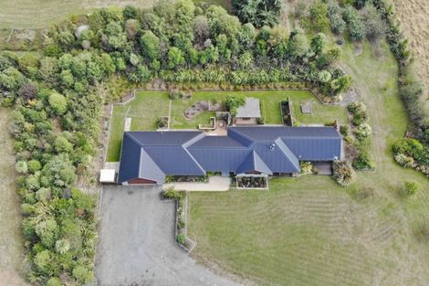 Photo of property in 175 Summerhill Road, Cust, Rangiora, 7471